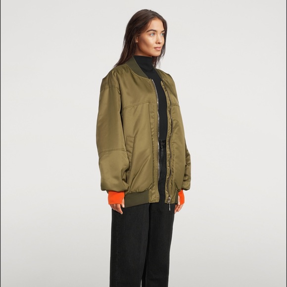 KHRISJOY SATIN BOMBER JACKET - Picture 4 of 15